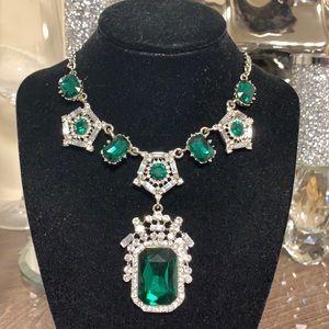 Greta Garbo Green Crystal Necklace . A stunner by all accounts
